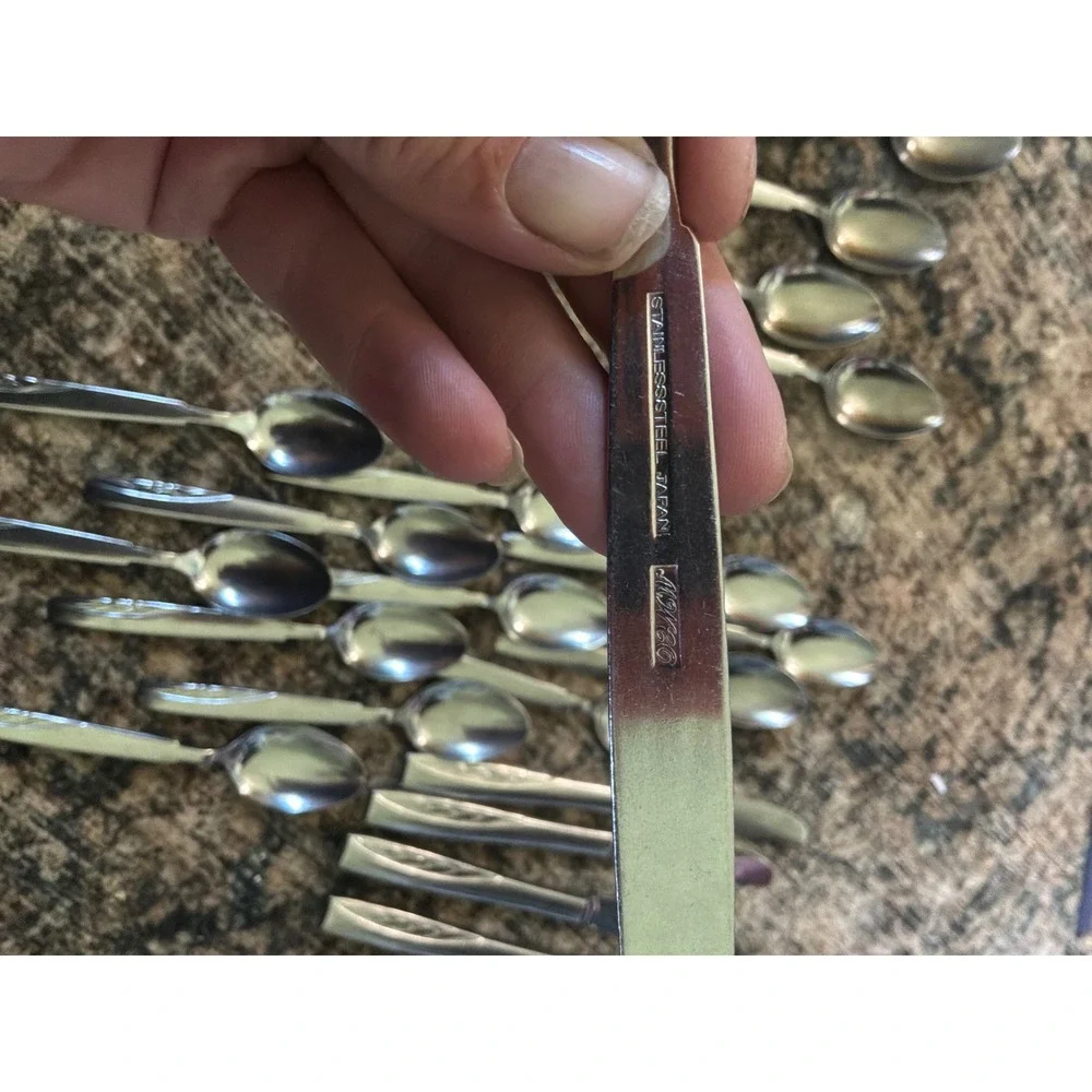 Vintage MCM Unisex MW Co Stainless Flatware 25pc Set Silver Wheat Japan
